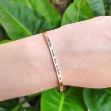 Load image into Gallery viewer, Mantra quote bracelet for women - Not all those who wander are lost -gold - Travel Gift - Vagabond Life