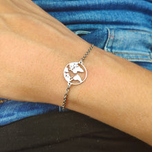 Load image into Gallery viewer, World Map Bracelet