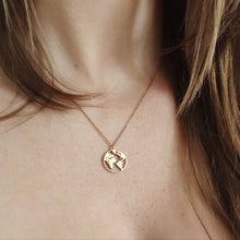 Load image into Gallery viewer, World Map Necklace &amp; Bracelet Set