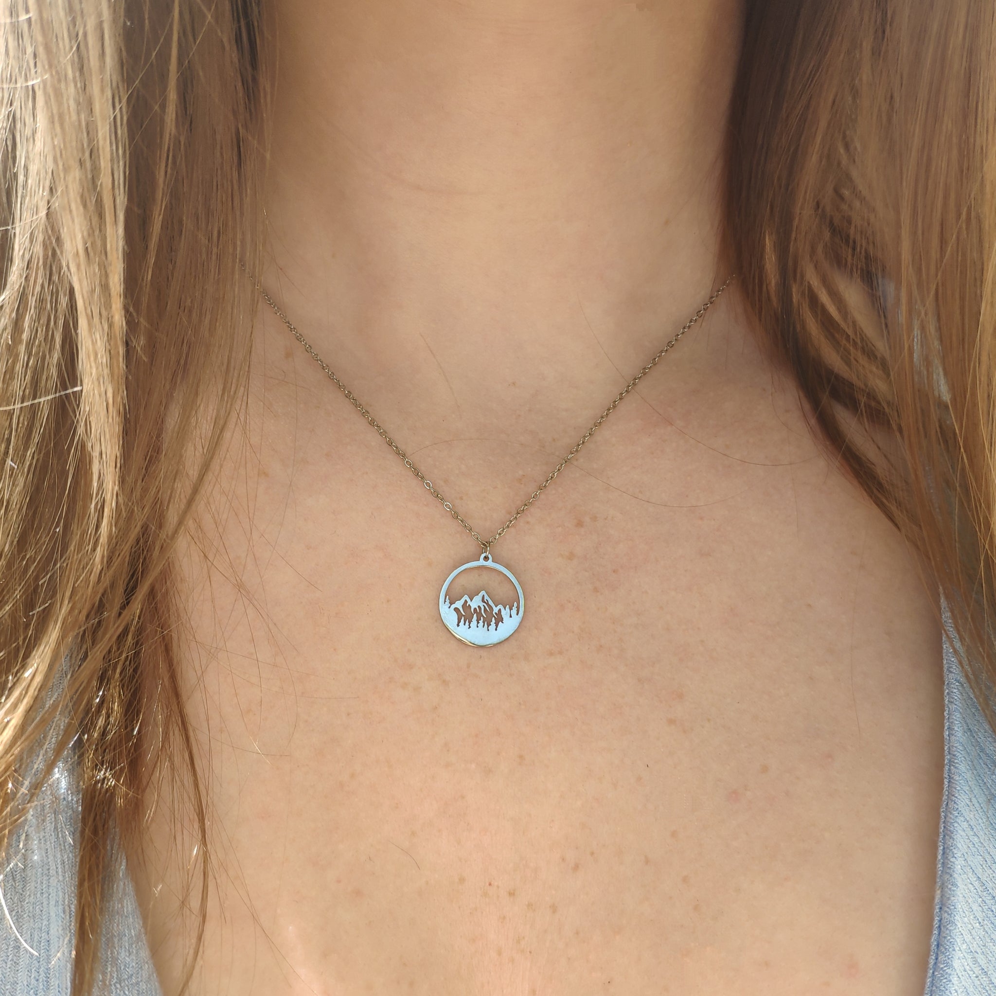 Earth Girl 6er Necklace – The Village Merc.